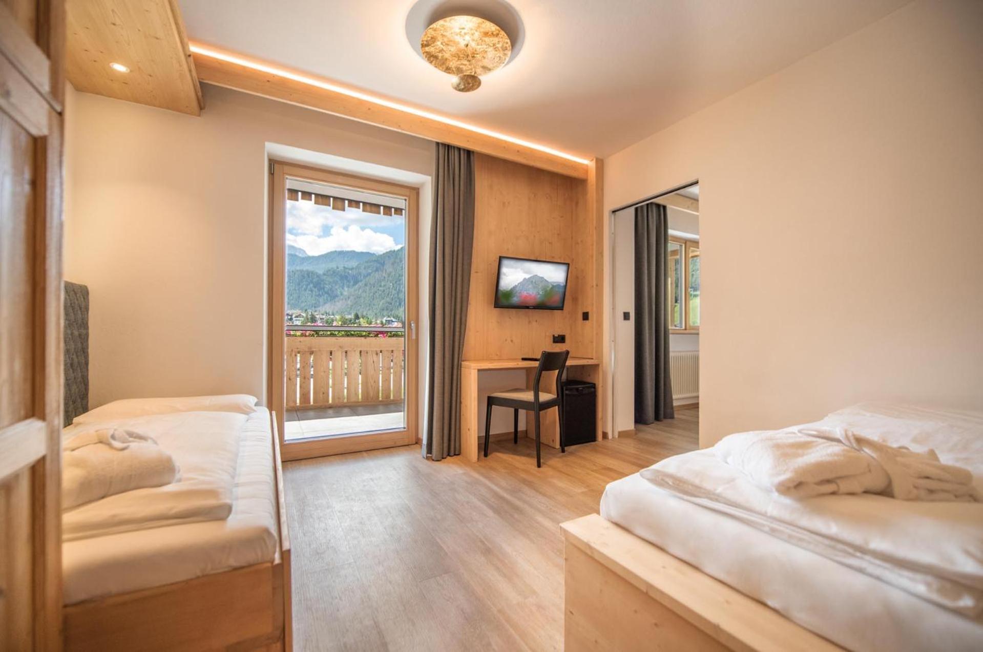 Hotel Condor San Vigilio Di Marebbe Room photo