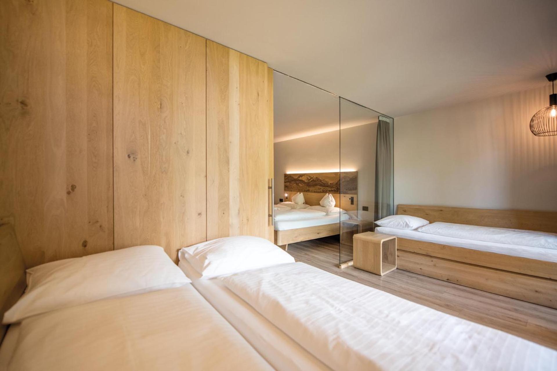 Hotel Condor San Vigilio Di Marebbe Room photo